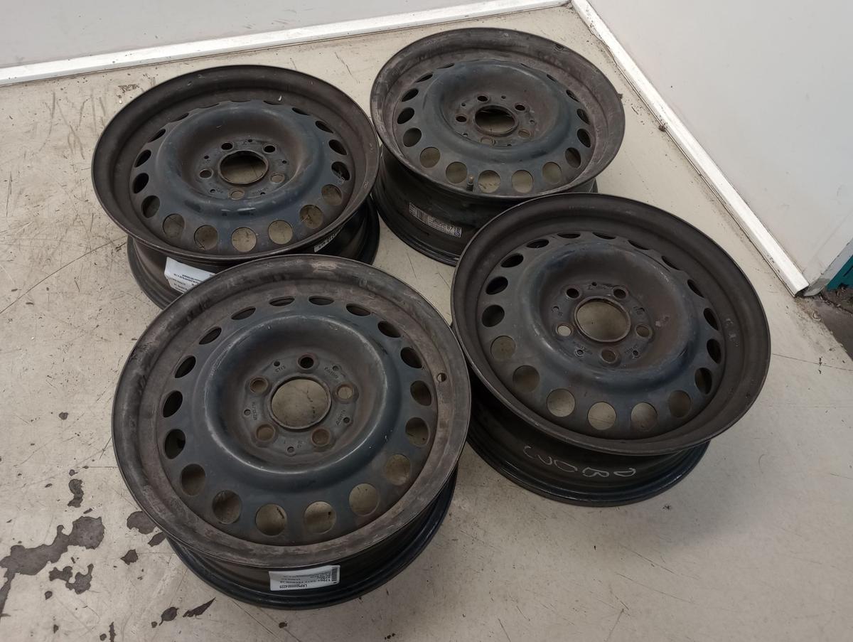 DAIMLERCHRYSLER A 140 (168) Baujahr: 1997-2004, original Stahlfelgensatz, 6 x 15 ET48, Gebrauchsspuren